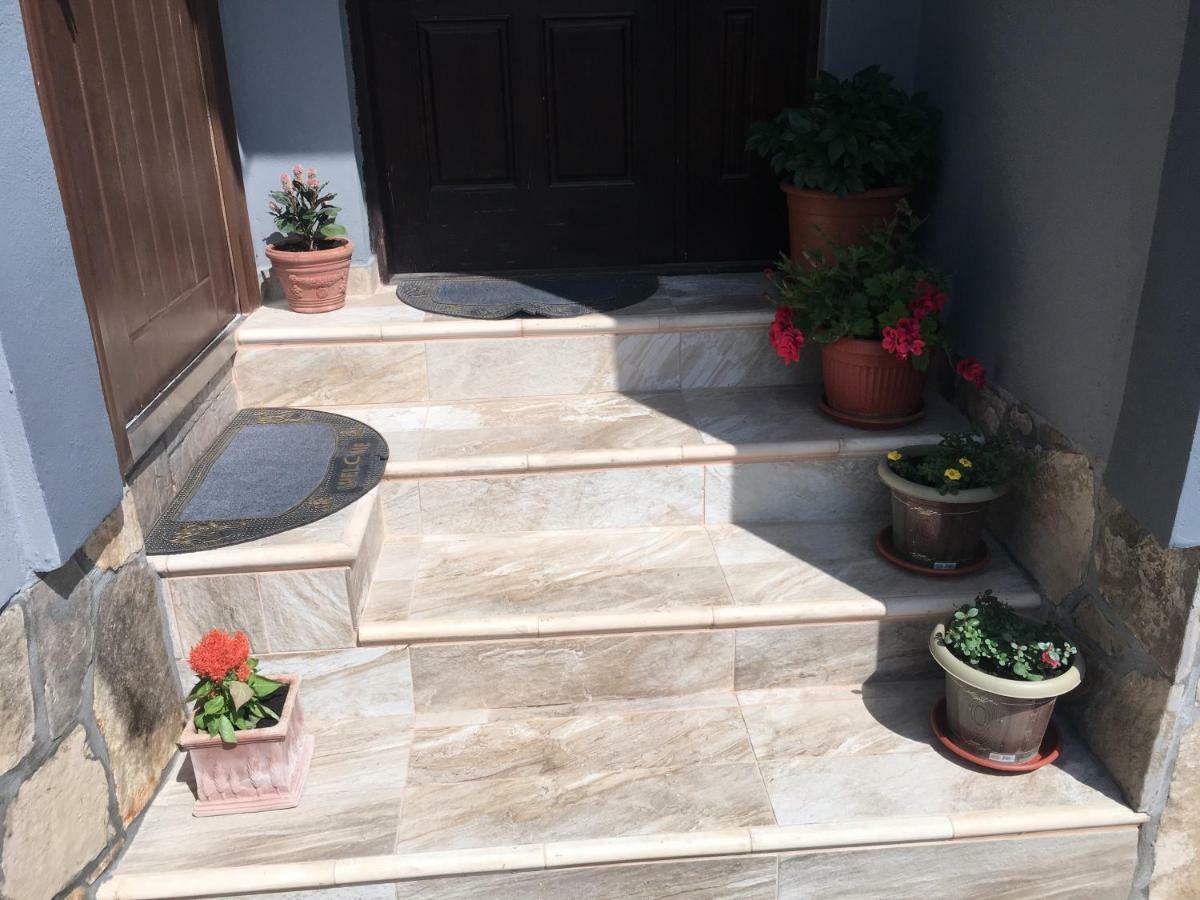 Apartmani Miljana Bar Εξωτερικό φωτογραφία